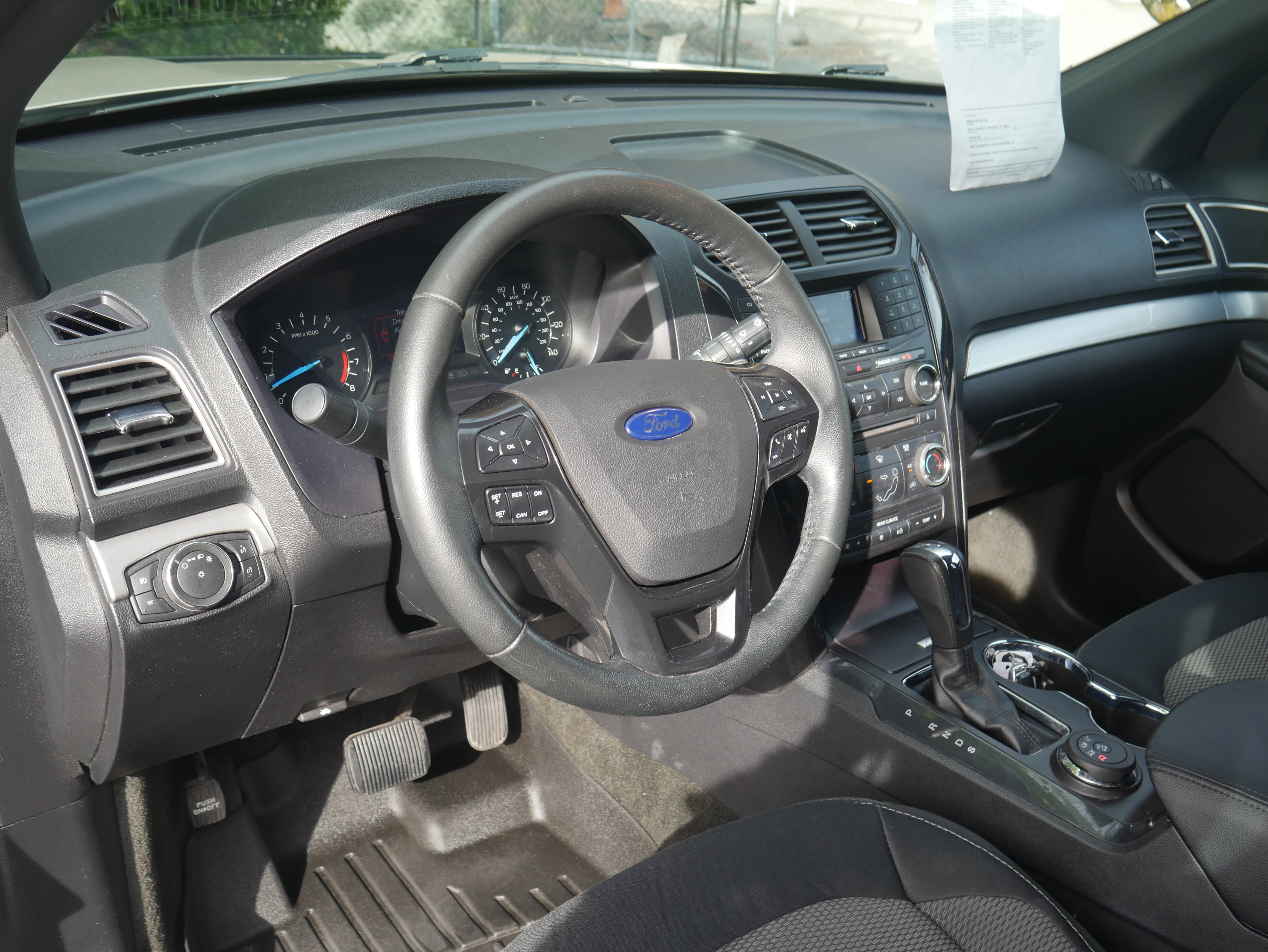 Certified 2017 Ford Explorer XLT AWD/4WD image 4