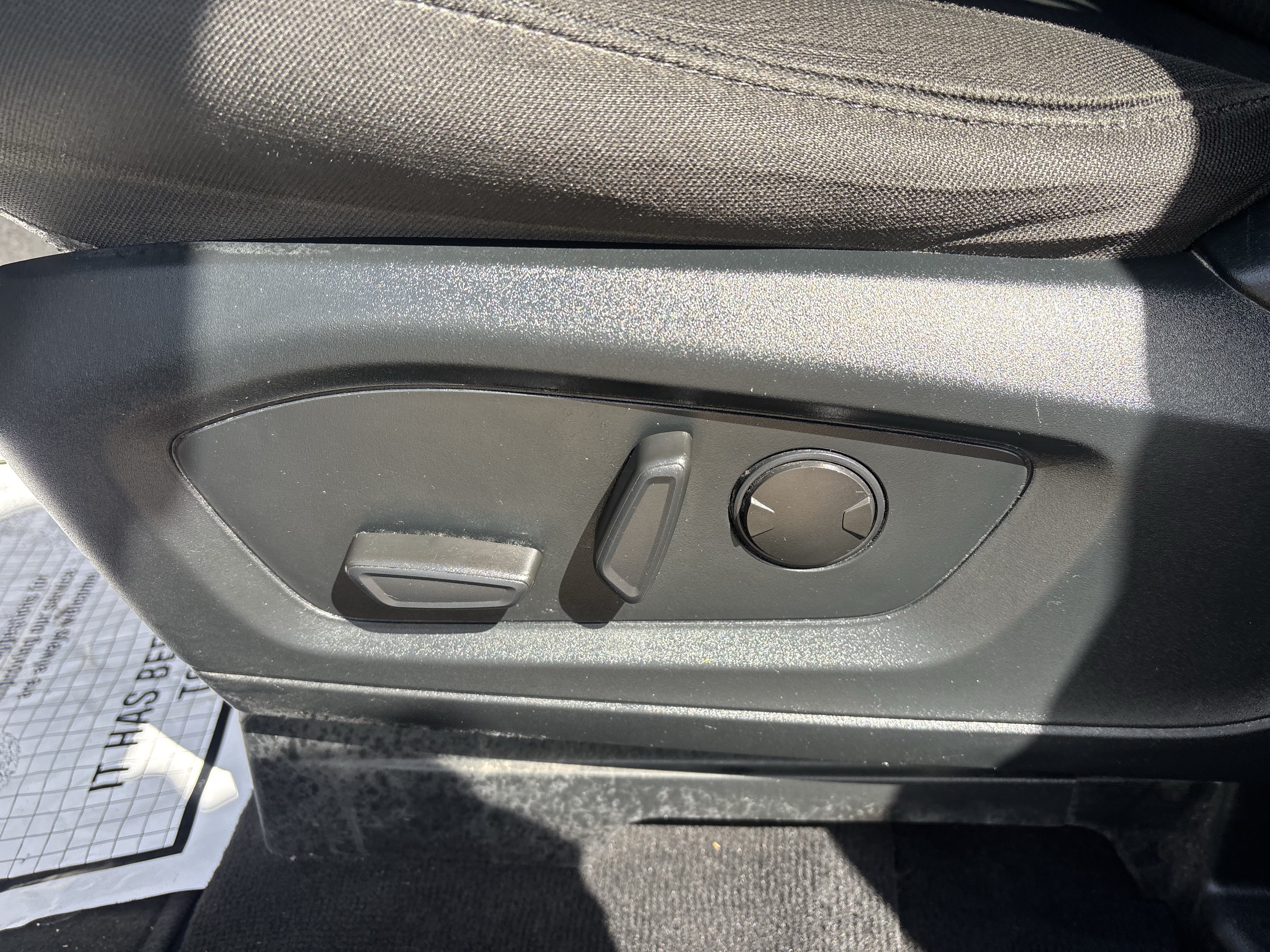 Certified 2022 Ford Explorer XLT RWD image 13