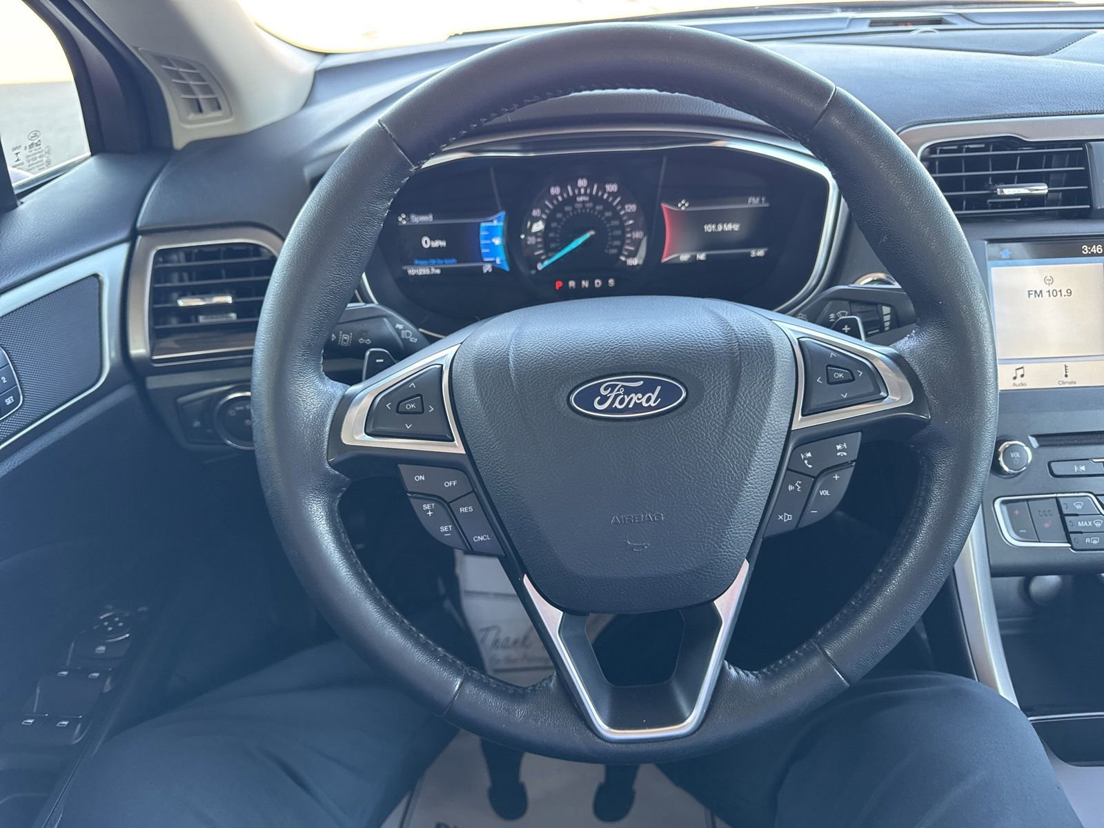 Certified 2018 Ford Fusion SE w/ Fusion SE Technology Package image 29