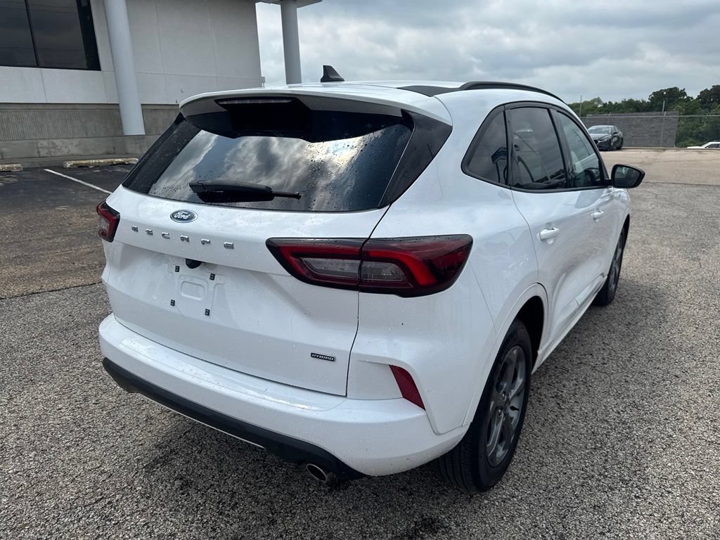 Certified 2023 Ford Escape ST-Line w/ Equipment Group 301A FWD image 7