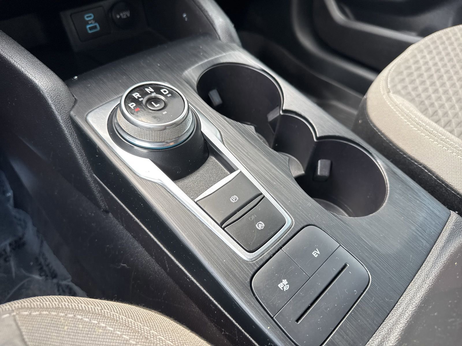 Certified 2022 Ford Escape SE image 21