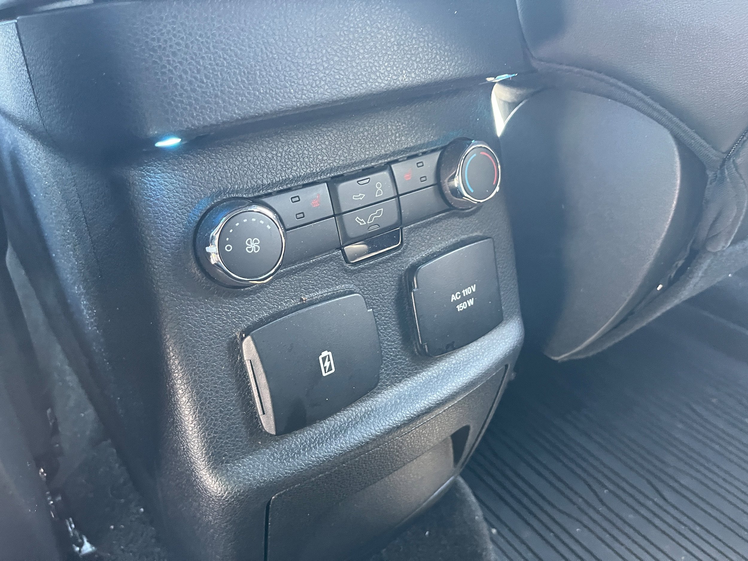 Certified 2018 Ford Explorer Platinum AWD/4WD image 10