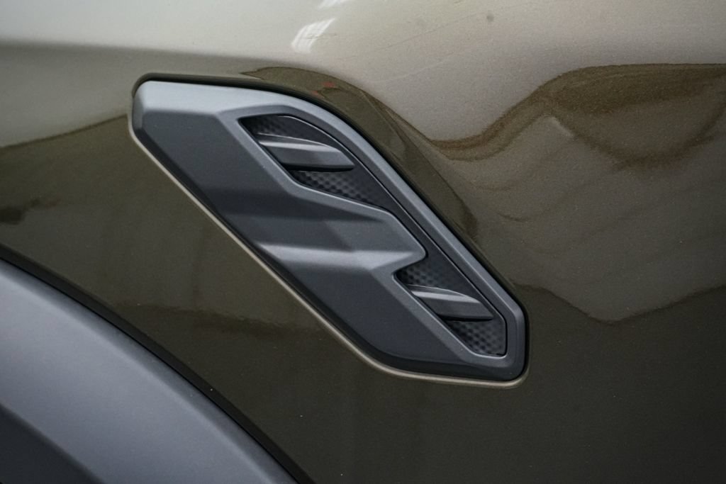 Certified 2024 Ford Ranger Raptor AWD/4WD image 15