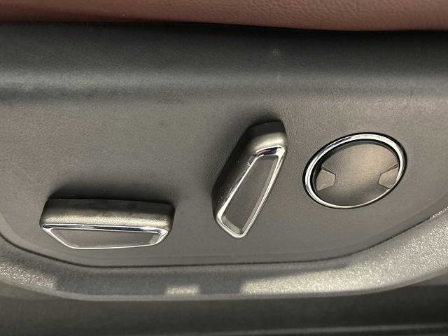 Certified 2024 Ford Expedition Limited image 34