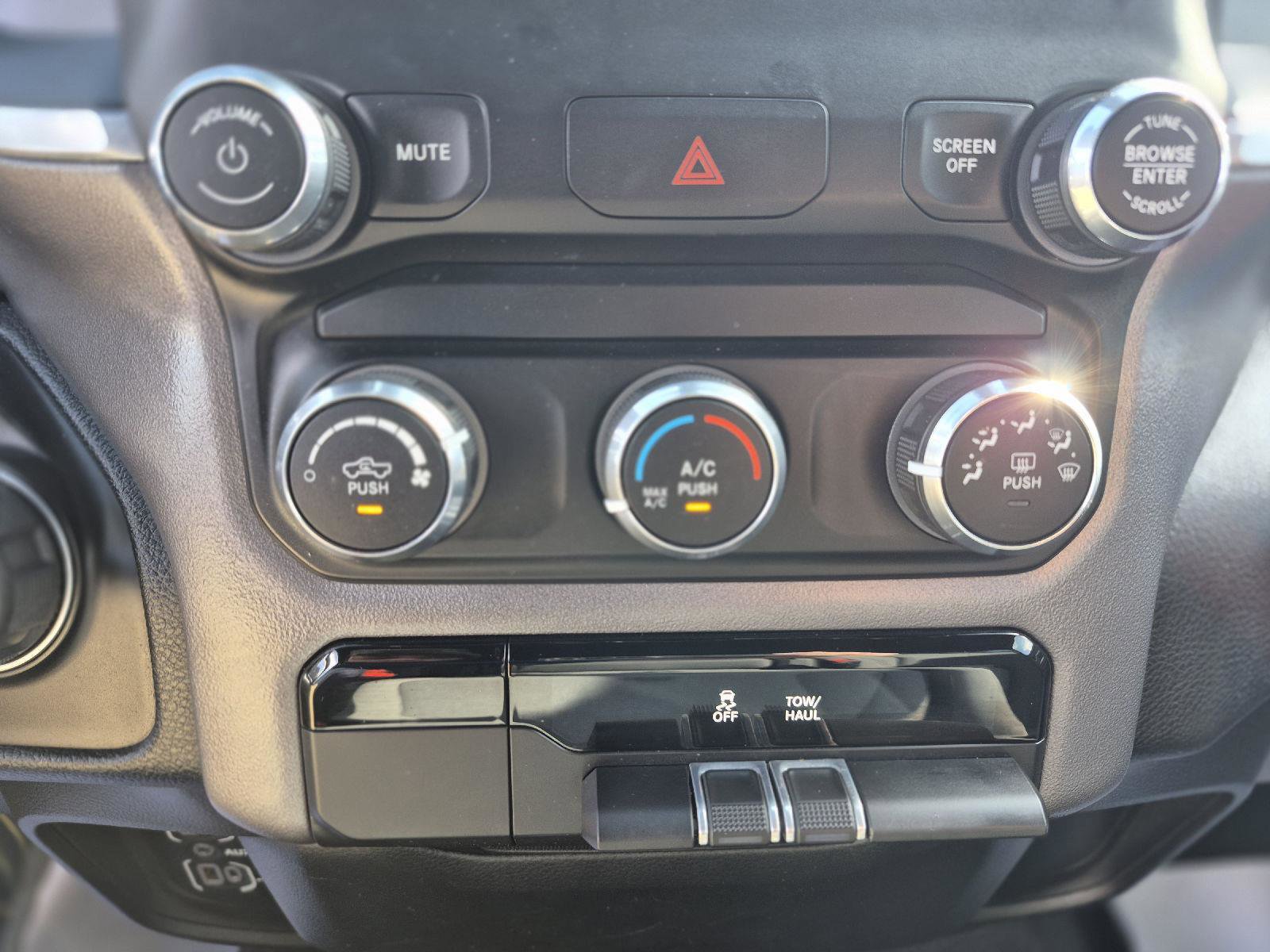 Used 2022 RAM 1500 Lone Star image 17