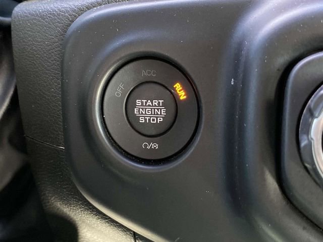 Used 2022 Jeep Gladiator Rubicon w/ Cold Weather Group image 29