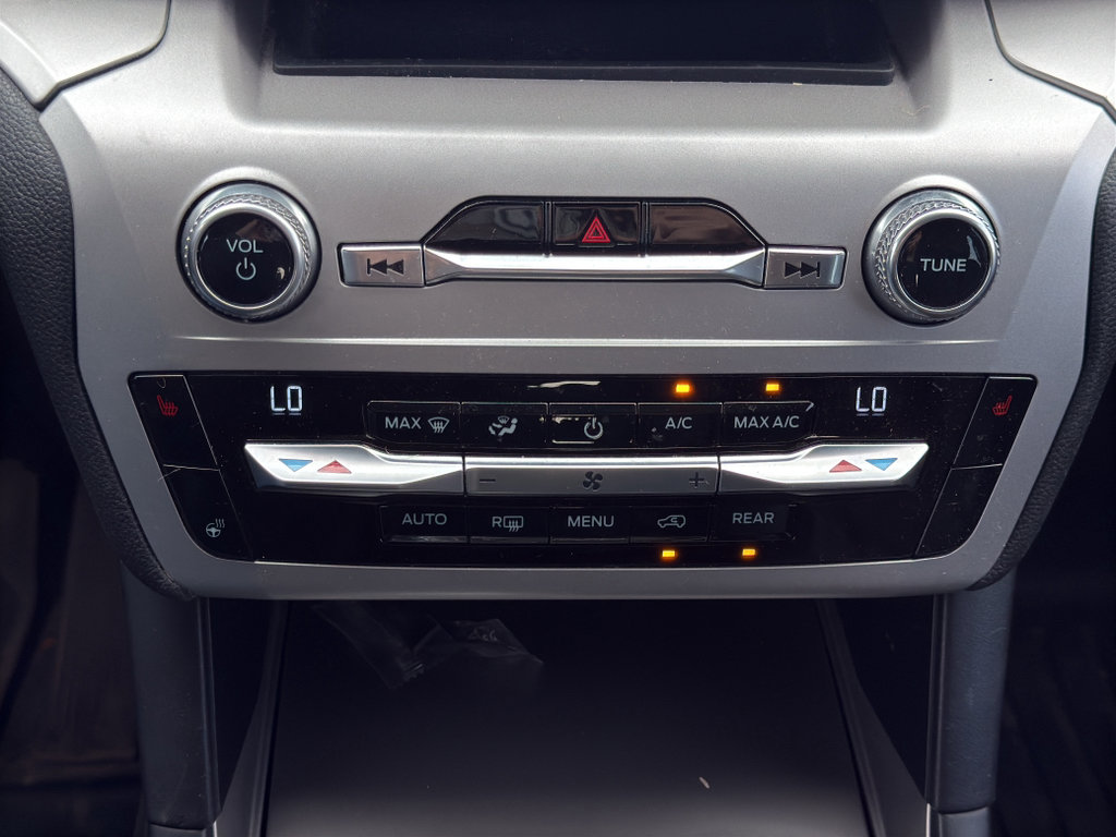 Certified 2020 Ford Explorer XLT w/ Comfort Package image 16