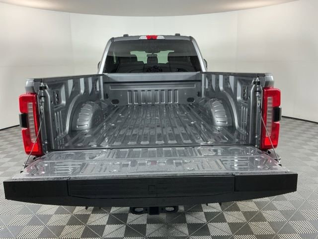 Certified 2025 Ford F350 Lariat w/ FX4 Off-Road Package AWD/4WD image 7