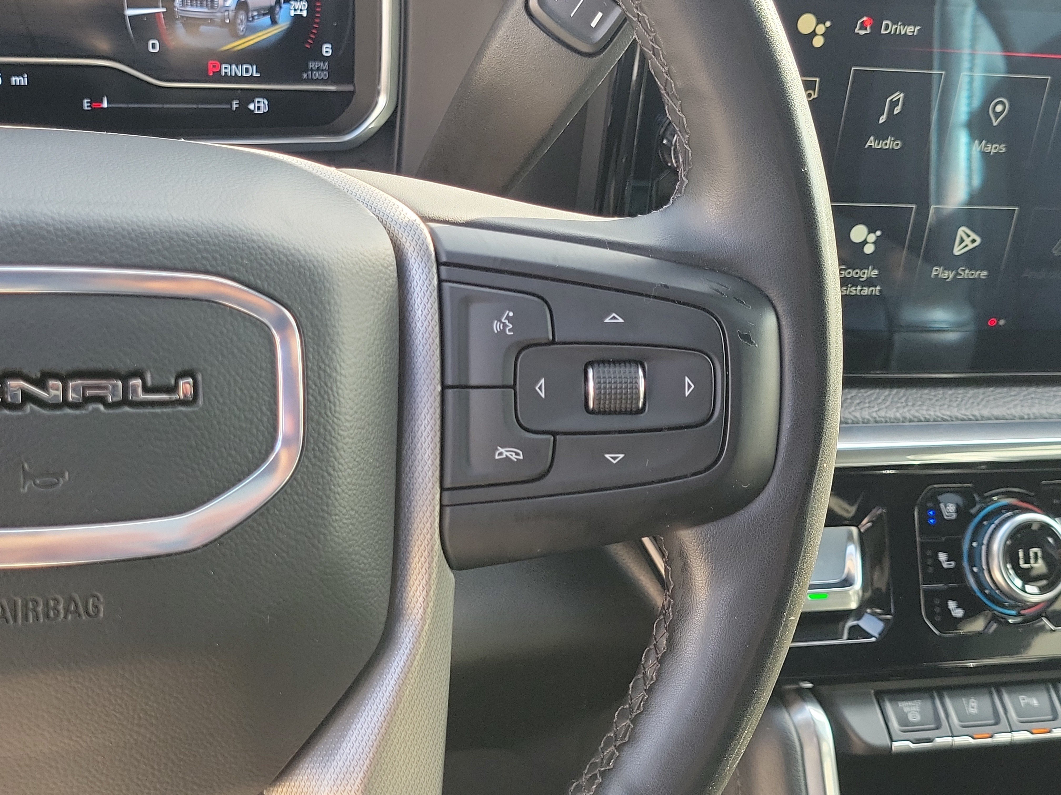 Used 2024 GMC Sierra 2500 Denali w/ Denali Reserve Package AWD/4WD image 7