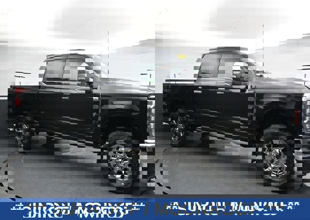 Certified 2025 Ford F350 Lariat w/ Lariat Ultimate Package AWD/4WD image 3