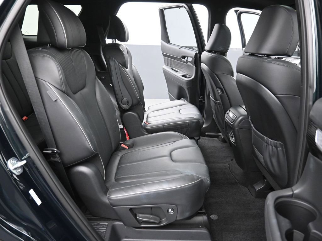 Used 2023 Hyundai Palisade Calligraphy image 12