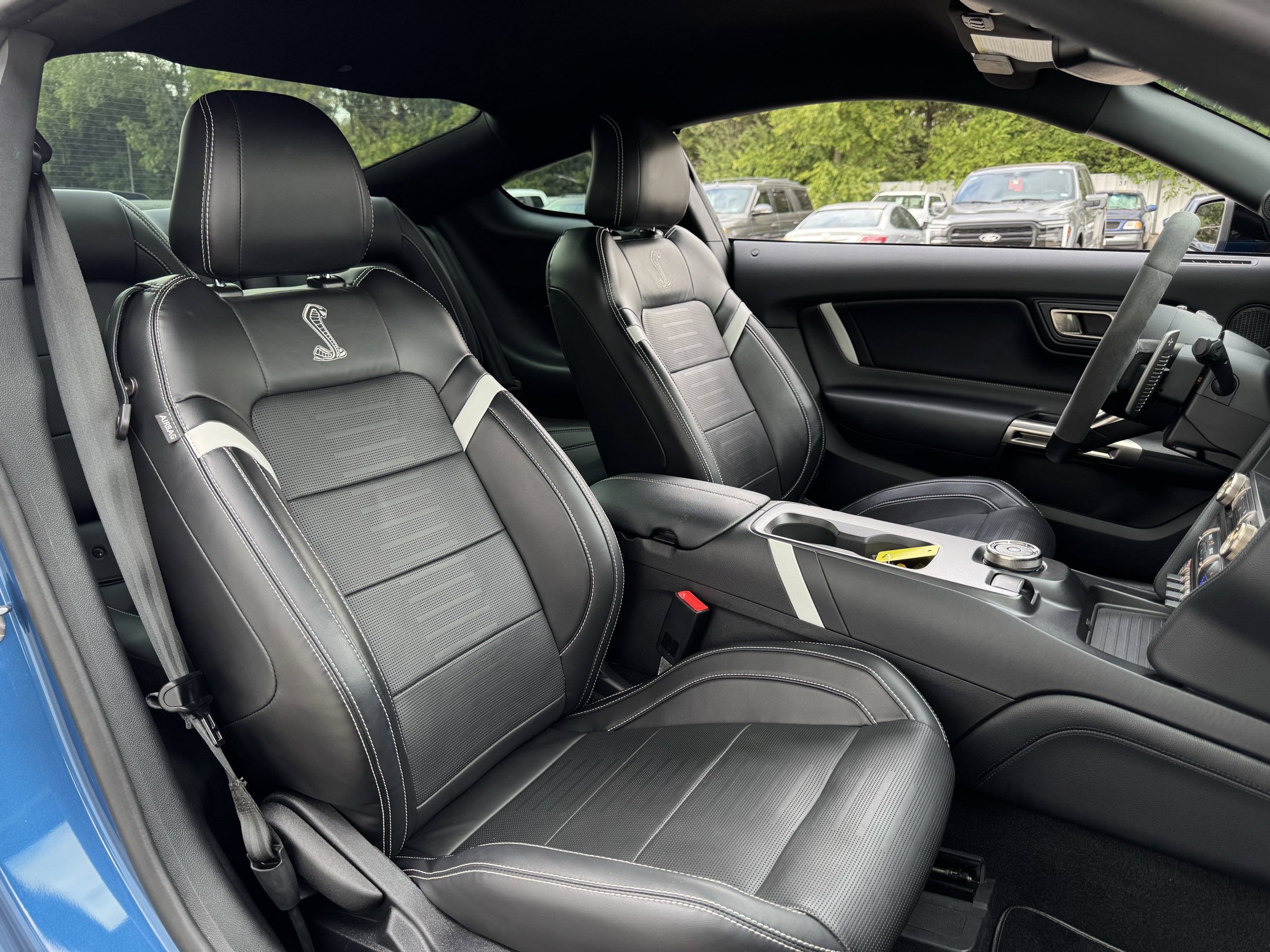 Certified 2020 Ford Mustang Shelby GT500 w/ Technology Package RWD image 34