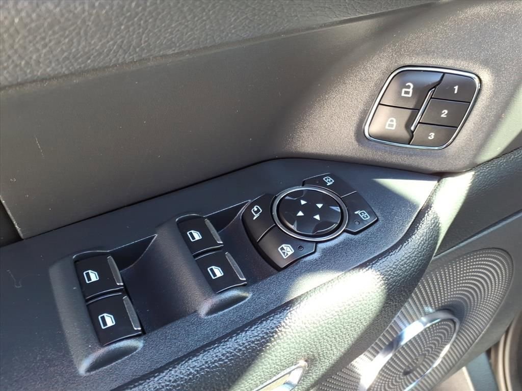 Certified 2024 Ford Expedition Max XLT image 19