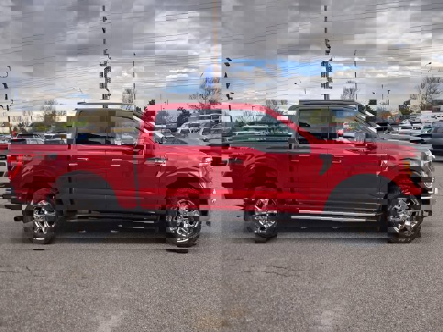 Certified 2022 Ford F150 XLT w/ Equipment Group 302A High AWD/4WD image 6