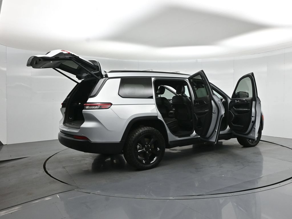 Used 2021 Jeep Grand Cherokee L Laredo AWD/4WD image 6