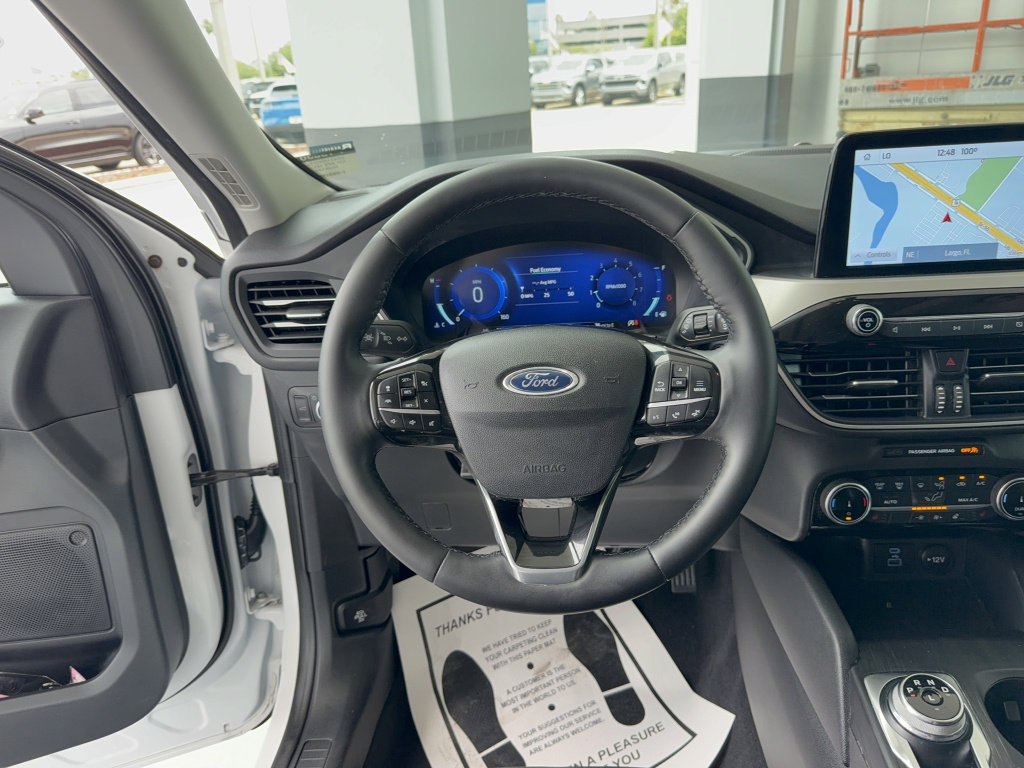 Certified 2022 Ford Escape SEL w/ Technology Package FWD image 29