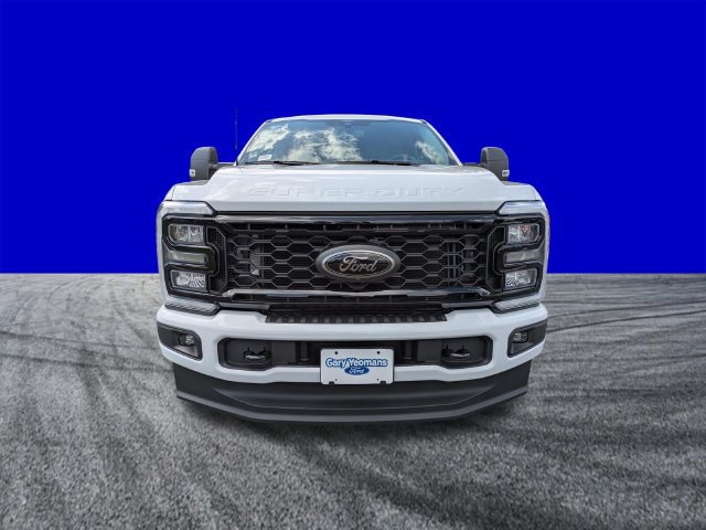 Certified 2026 Ford F250 XLT w/ XLT Premium Package AWD/4WD image 9
