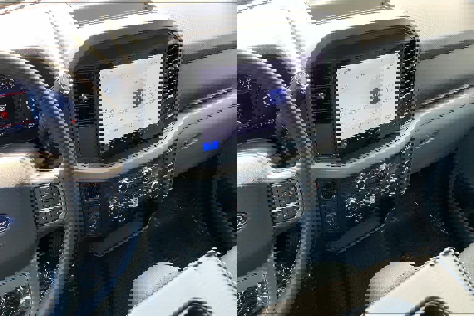 Certified 2025 Ford F150 XLT w/ Equipment Group 301A Standard image 9