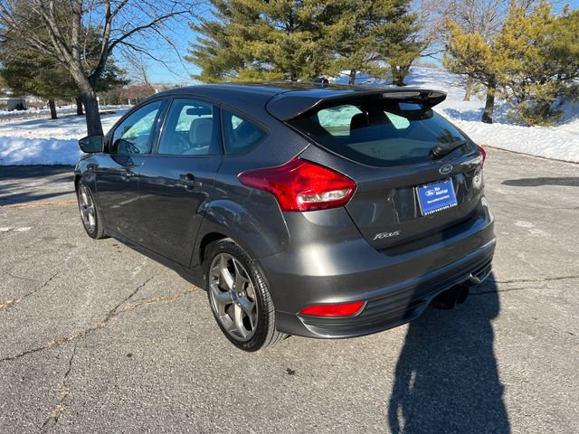 Certified 2018 Ford Focus ST image 4