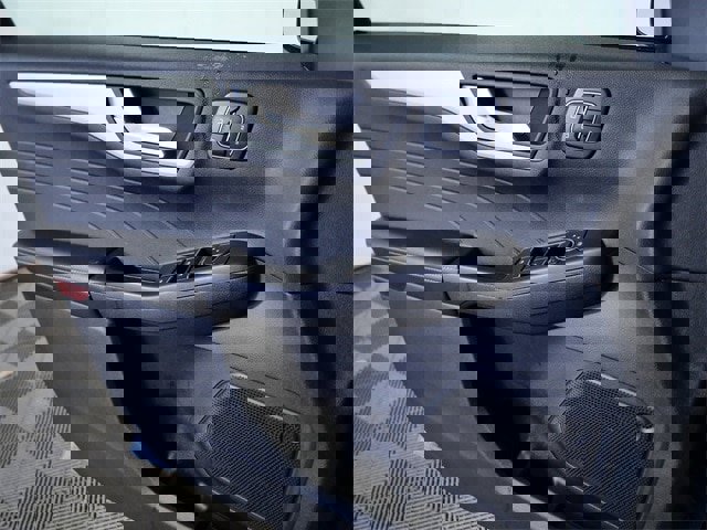 Certified 2025 Ford Escape Platinum image 24