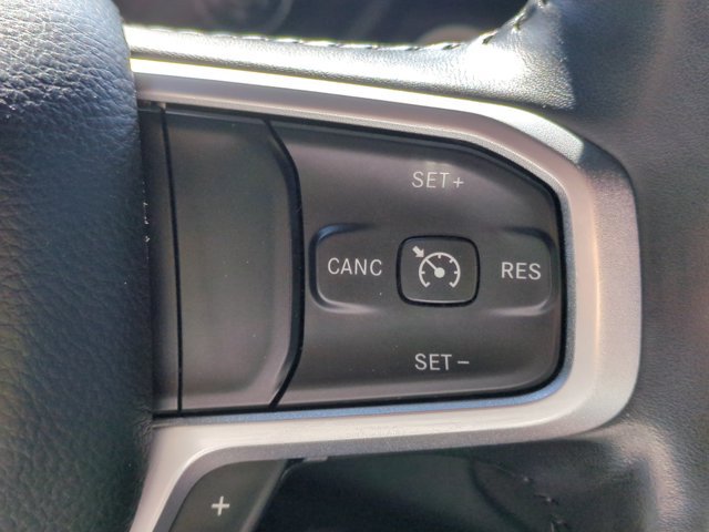 Used 2019 RAM 1500 Big Horn AWD/4WD image 18