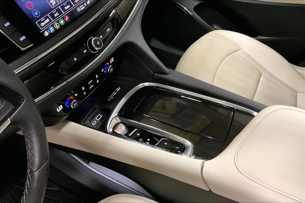 Used 2024 Buick Enclave Essence w/ Experience Buick Package AWD/4WD image 16