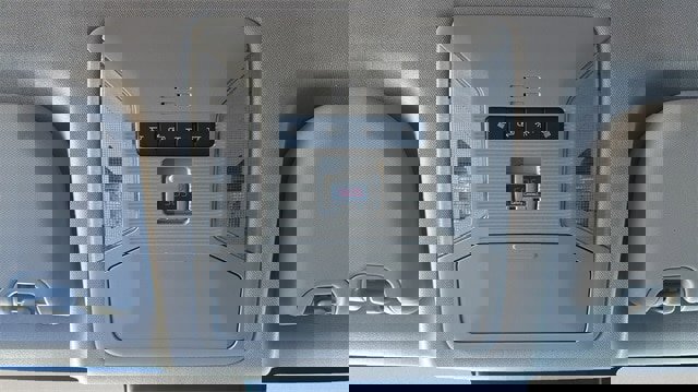 Used 2019 Toyota RAV4 LE image 28