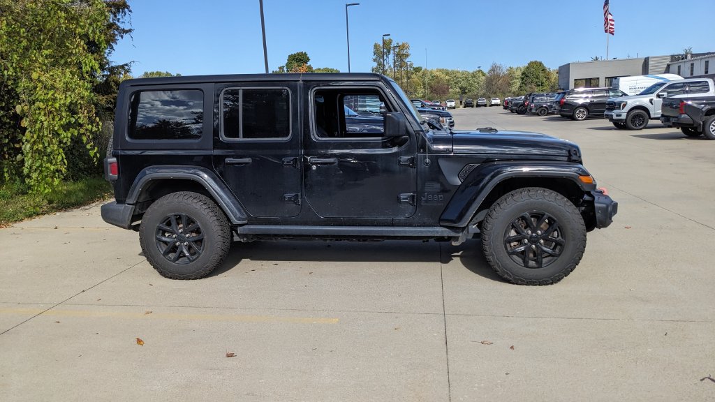 Used 2023 Jeep Wrangler Unlimited Sport AWD/4WD image 2
