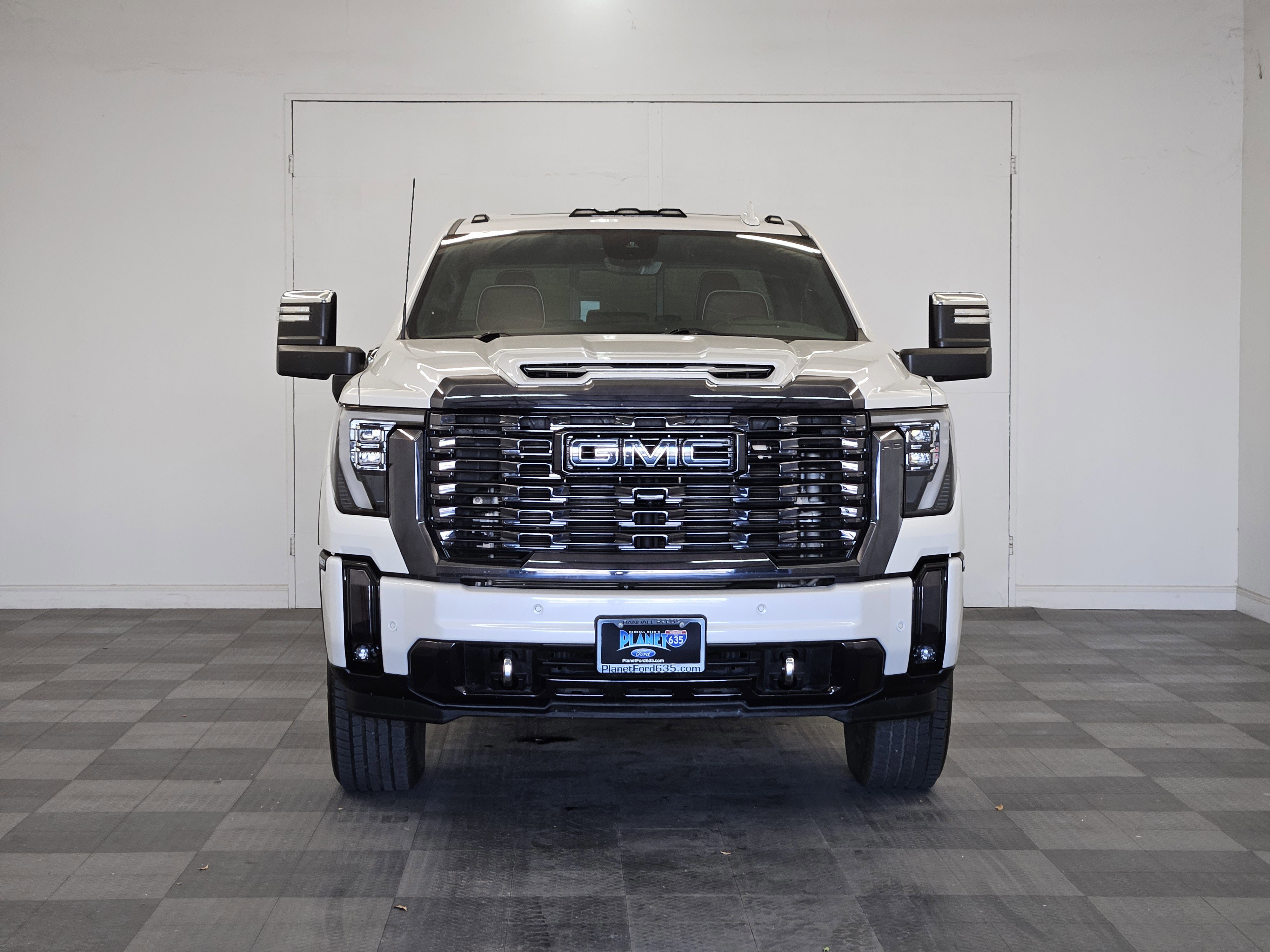 Used 2024 GMC Sierra 2500 Denali Ultimate image 7