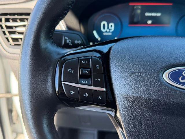 Certified 2025 Ford Escape Platinum AWD/4WD image 29