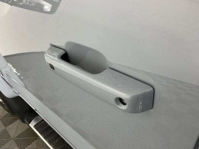 Certified 2025 Ford F450 Lariat w/ FX4 Off-Road Package image 14