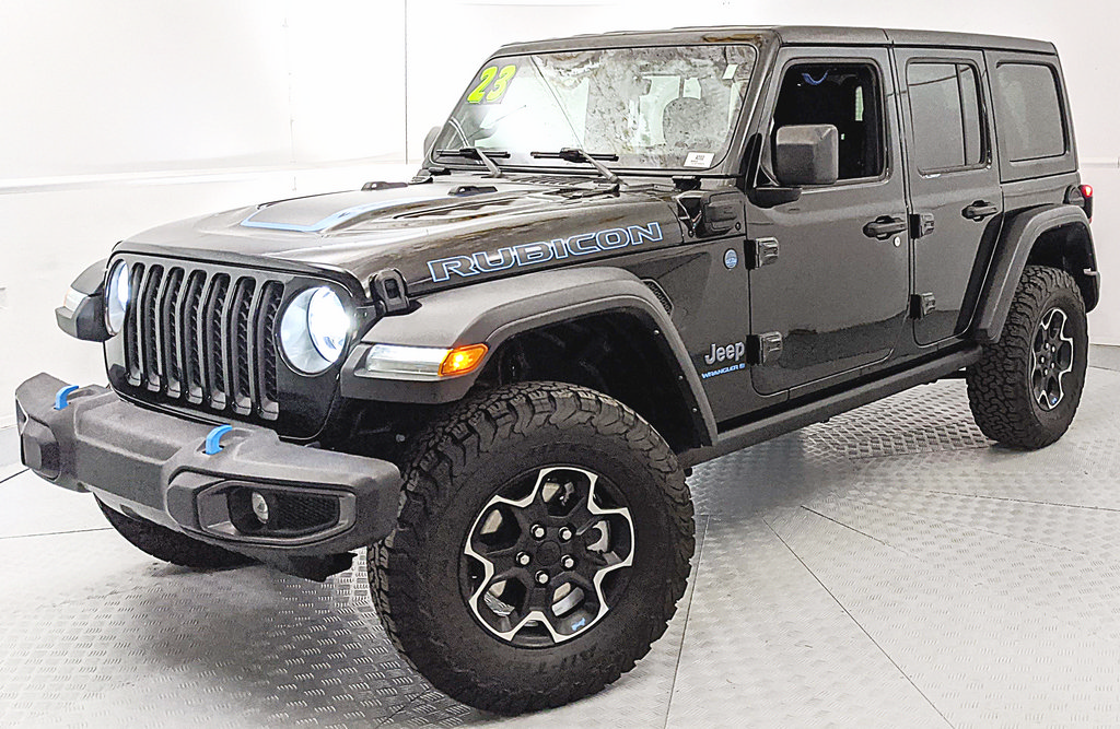 Used 2023 Jeep Wrangler Unlimited Rubicon 4xe AWD/4WD image 6