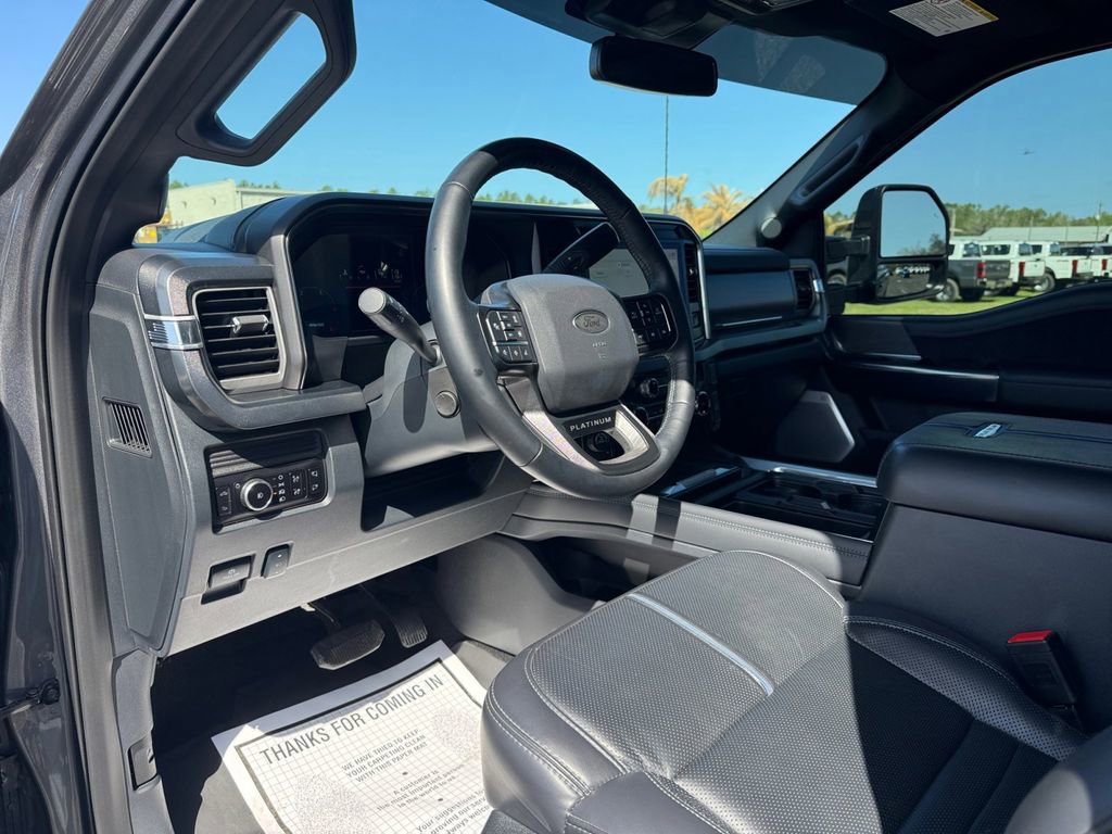 Certified 2025 Ford F350 Platinum w/ Tremor Off-Road Package AWD/4WD image 31