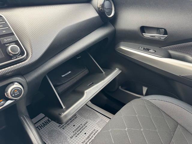 Used 2019 Nissan Kicks SV FWD image 16