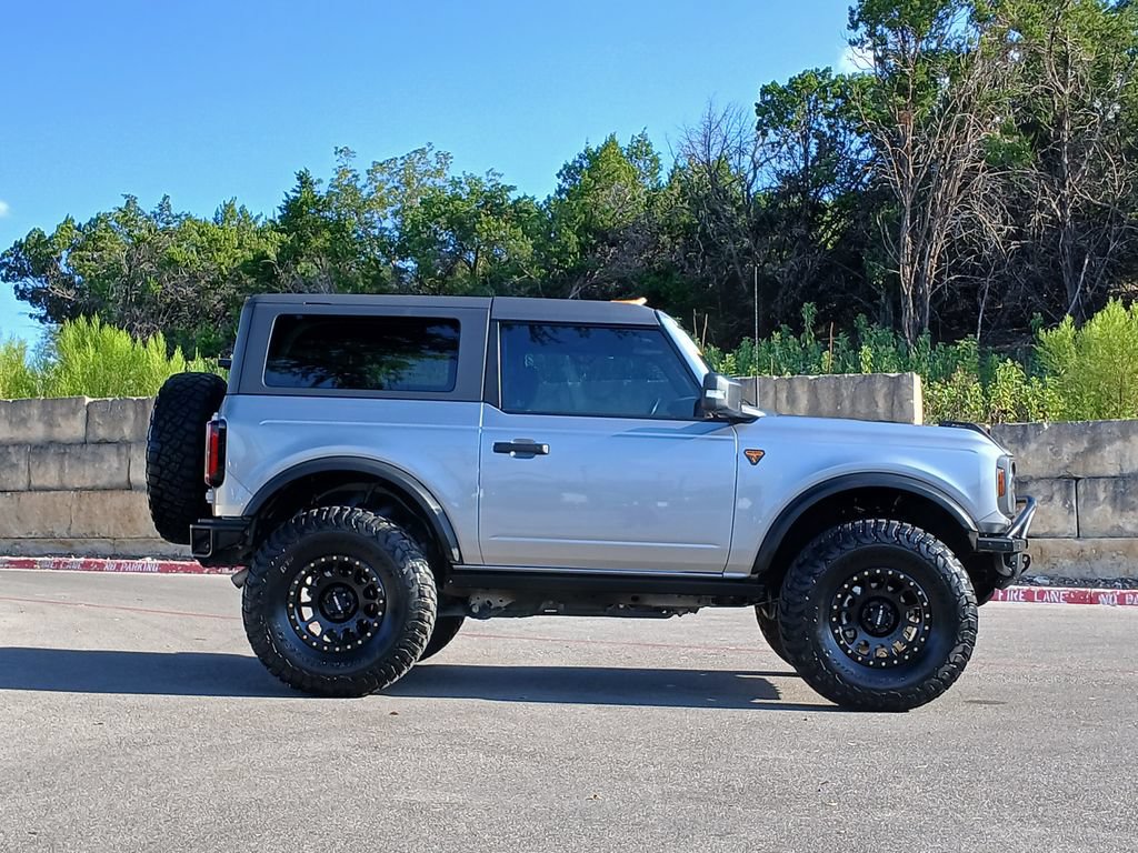 Certified 2023 Ford Bronco Badlands AWD/4WD image 2