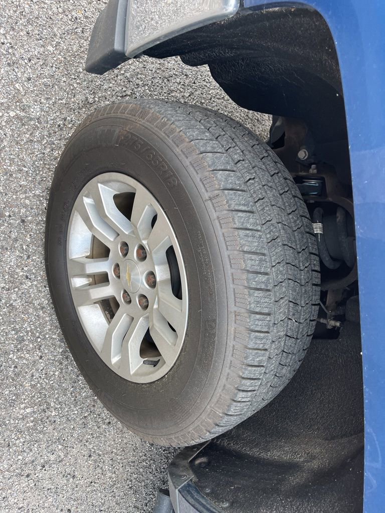 Used 2018 Chevrolet Silverado 1500 LT w/ All Star Edition image 4