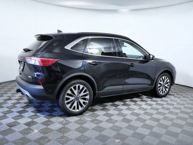 Certified 2020 Ford Escape Titanium image 4