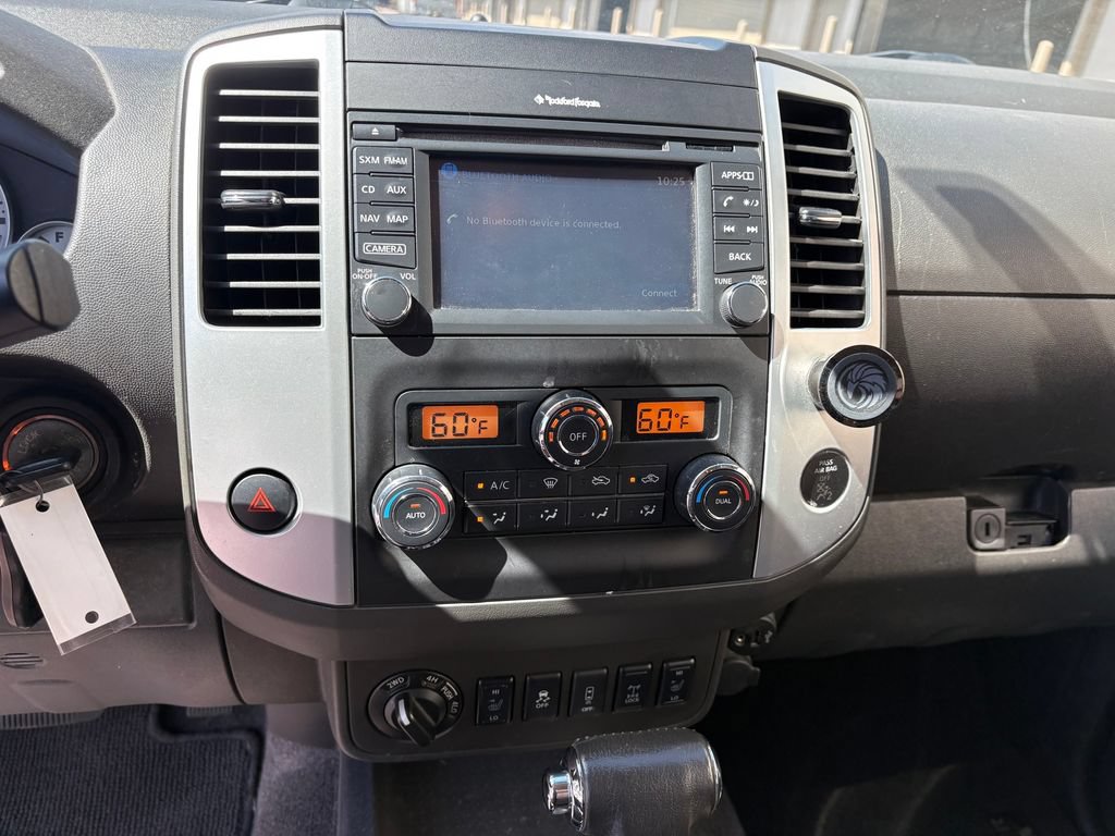 Used 2018 Nissan Frontier PRO-4X AWD/4WD image 24