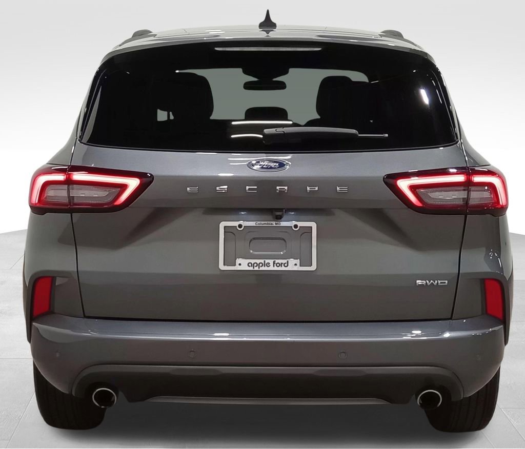 Certified 2024 Ford Escape ST-Line w/ Tech Pack #1 AWD/4WD image 4