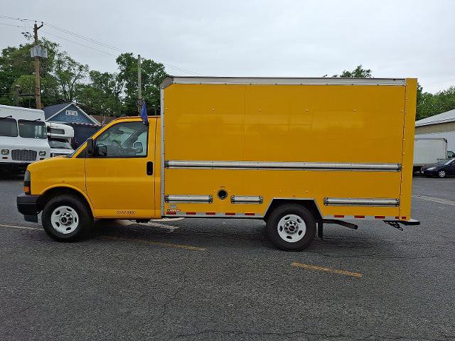 Used 2021 GMC Savana 3500 w/ Power Convenience Package RWD image 7