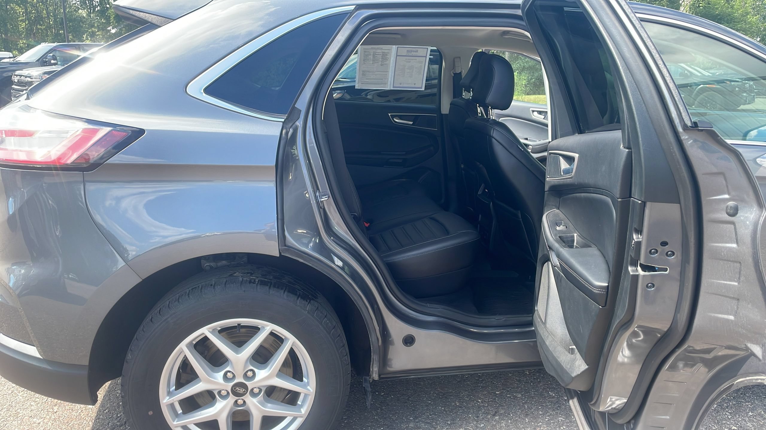 Certified 2024 Ford Edge SEL w/ Convenience Package AWD/4WD image 26