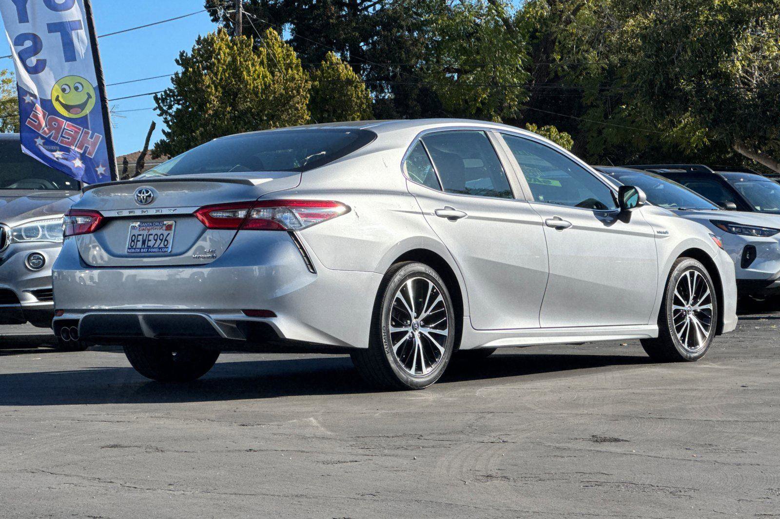 Used 2018 Toyota Camry SE image 25
