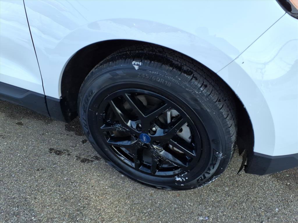 Certified 2022 Ford Edge SEL w/ Convenience Package image 5