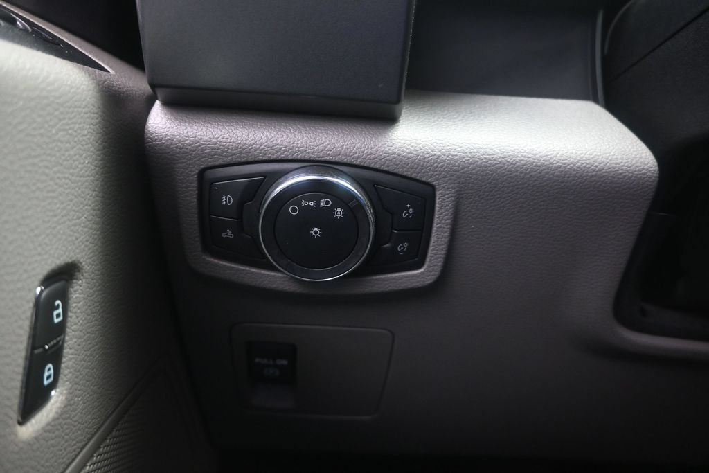 Certified 2019 Ford F150 XLT RWD image 21