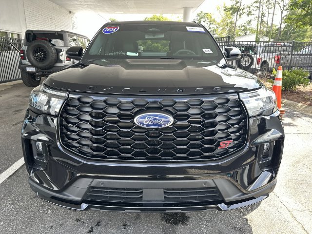 Certified 2026 Ford Explorer ST w/ Sun And Sound Package AWD/4WD image 9