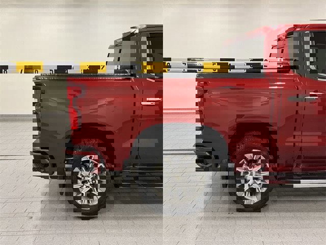 Used 2021 Chevrolet Silverado 1500 High Country w/ Z71 Off-Road Package image 6