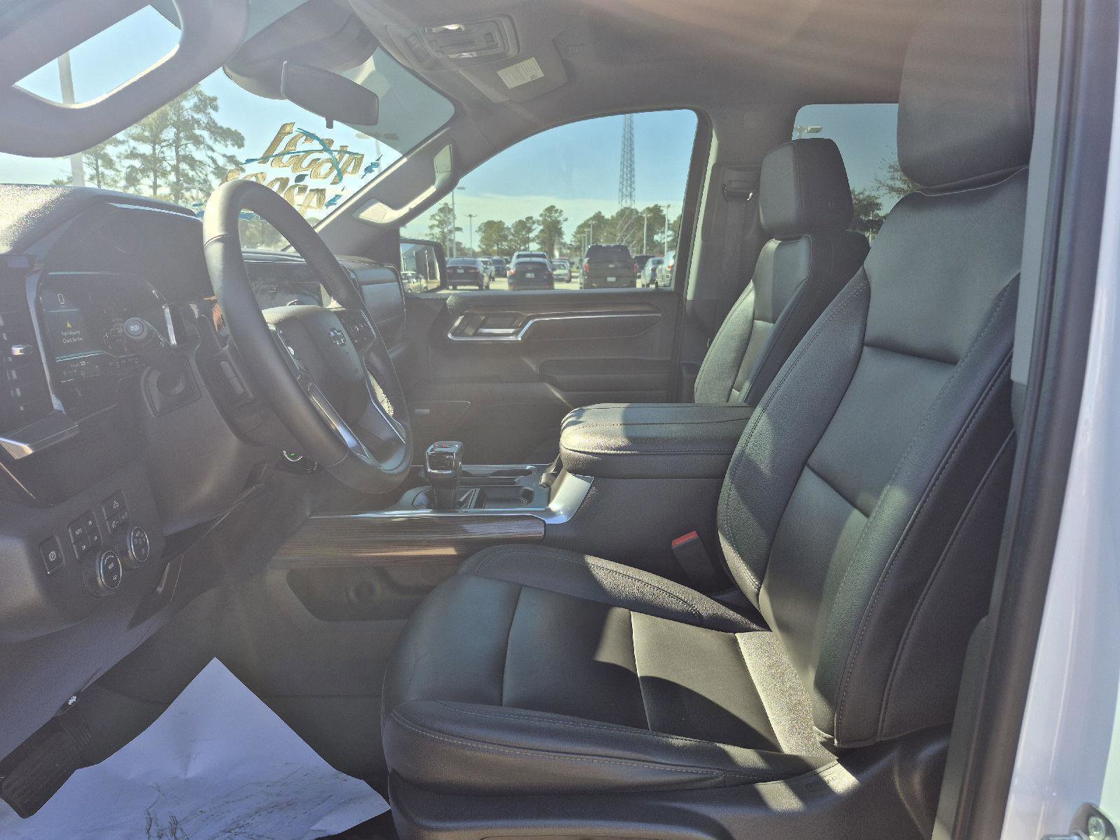 Used 2024 Chevrolet Silverado 1500 LT Trail Boss w/ Convenience Package II image 15