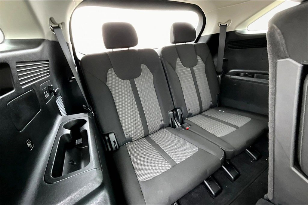 Used 2023 Kia Sorento LX image 28