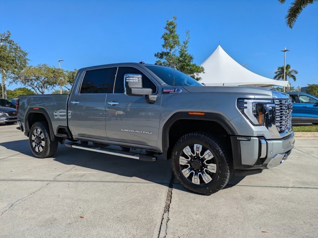 Used 2025 GMC Sierra 2500 Denali w/ Technology Package image 7