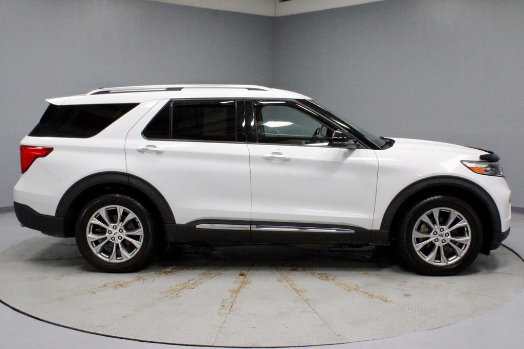 Certified 2021 Ford Explorer Limited w/ Equipment Group 301A AWD/4WD image 13